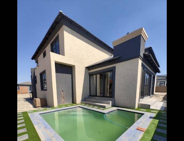 6 BEDROOM HOUSE FOR SALE IN BENDOR
